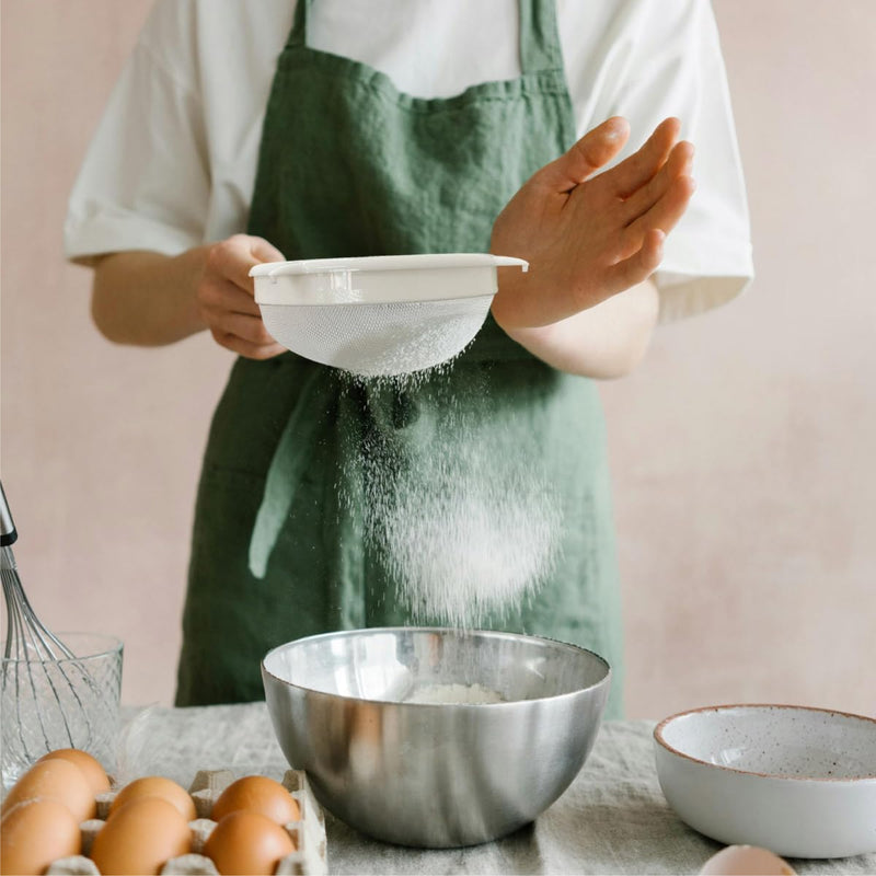 Chef Aid 7cm Wide Nylon Mesh Plastic Strainer in White-Ideal for Draining, Straining, and Washing, Fruits, Vegetables, Salads and More- BPA FREE, Dishwasher Safe