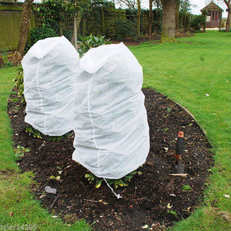 Plant Warming Jackets with Drawstring for Outdoor Garden Prevent Plants from Birds and Insects, UV Protection, Cold Wind Insect Sun Shade Plant Fleece Frost Protection Cover 80cm x60cm